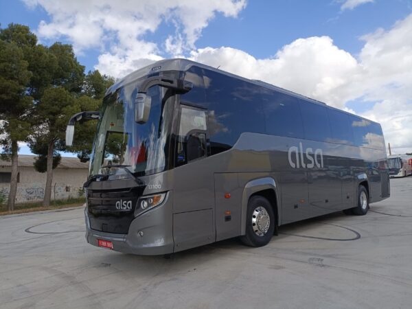 Autobús Scania Gris